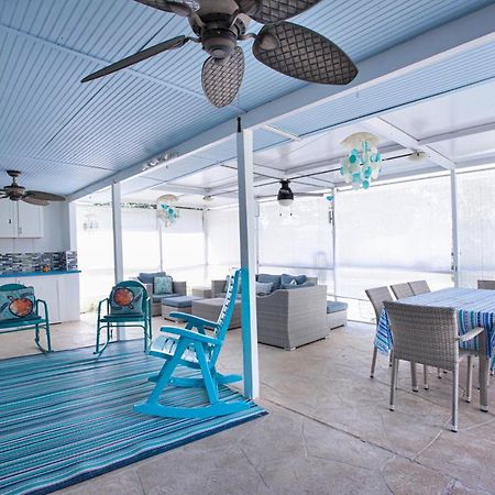 Beautiful Home With Pool And Outdoor Space Γουεστ Παλμ Μπιτς Εξωτερικό φωτογραφία