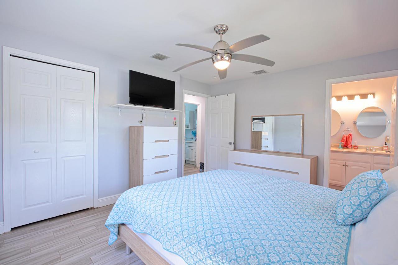 Beautiful Home With Pool And Outdoor Space Γουεστ Παλμ Μπιτς Εξωτερικό φωτογραφία